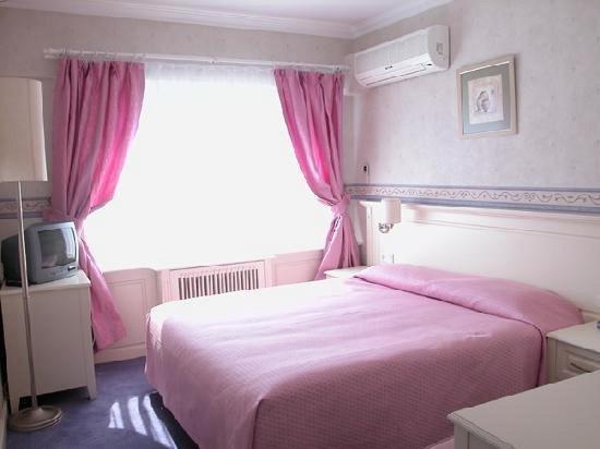 Atay Hotel - Istanbul, Istanbul